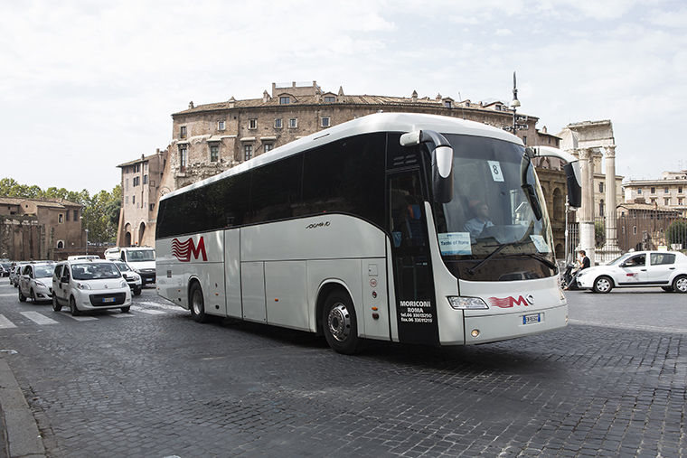 Un pullman turistico