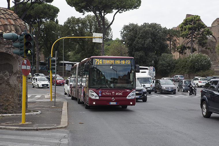 Un autobus della linea 714