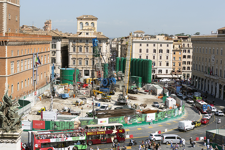 Il cantiere di piazza Venezia