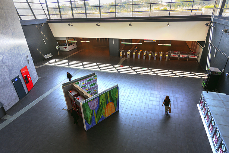 L'atrio della stazione Teano della Metro C