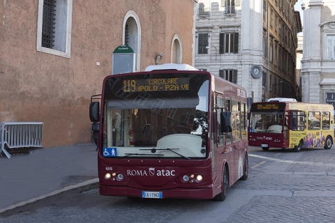 Bus in centro a Roma