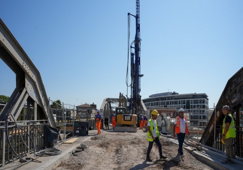 I lavori sul Ponte dell'Industria