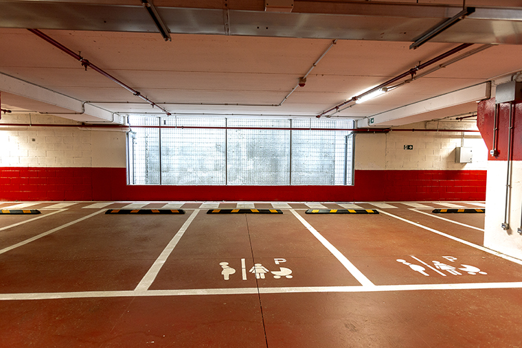 Parcheggio stazione Conca doro K9A6135