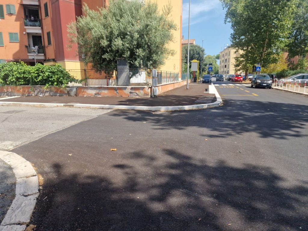Black point via Recanati - via Cingoli 6 Recanati Post 03