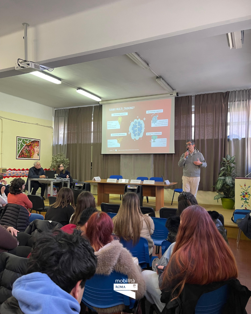 Progetto di comunicazione e formazione sulla mobilità sostenibile e inclusiva e sulla sicurezza stradale 23 20260330 Progetto Scuole Lezione 6 V5