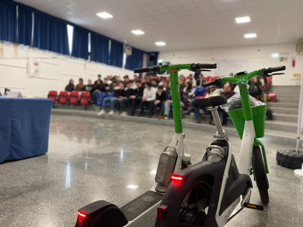 Progetto di comunicazione e formazione sulla mobilità sostenibile e inclusiva e sulla sicurezza stradale 5 WhatsApp Image 2026 03 11 at 12.28.59 2