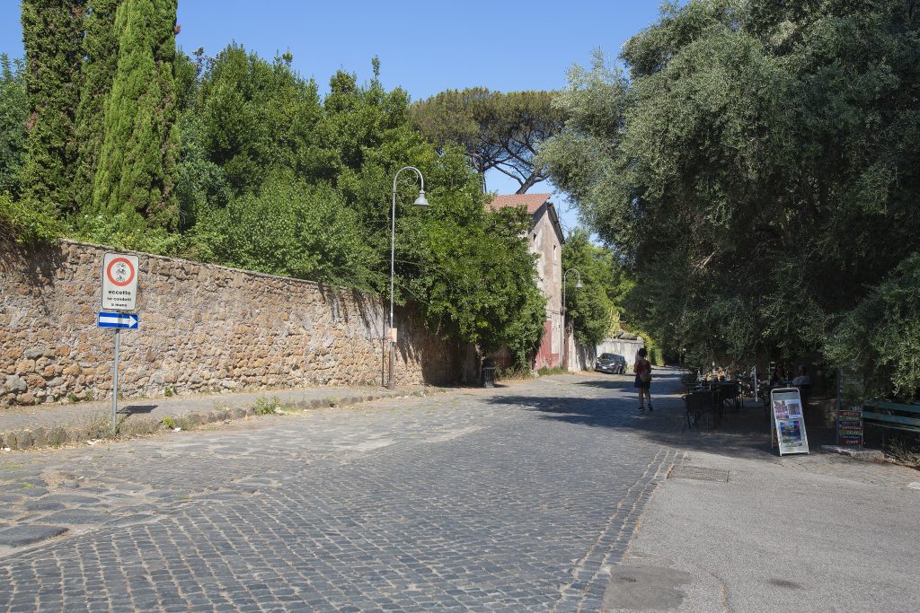 Ztl Appia Antica, pre-esercizio dei varchi elettronici dal 19 settembre 1 Punto installazione secondo varco K9A3753